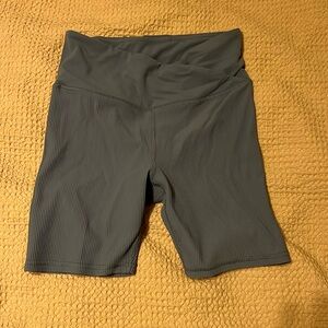 Athleta biker shorts size medium